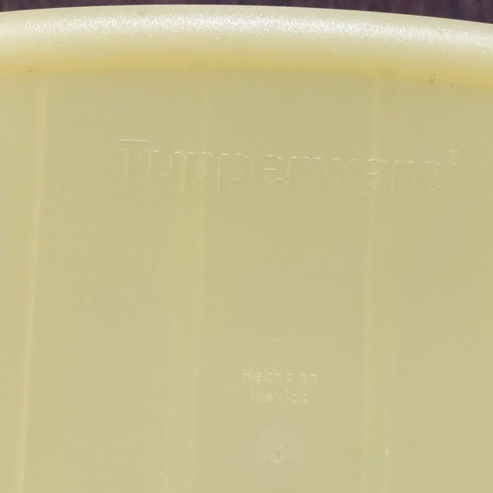Tupperware Cheese Hanger - Picture 7 of 8
